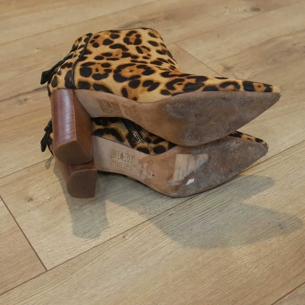 𝅺RACHEL Zoe Trixie Leopard Booties Size 8 - Picture 3 of 10